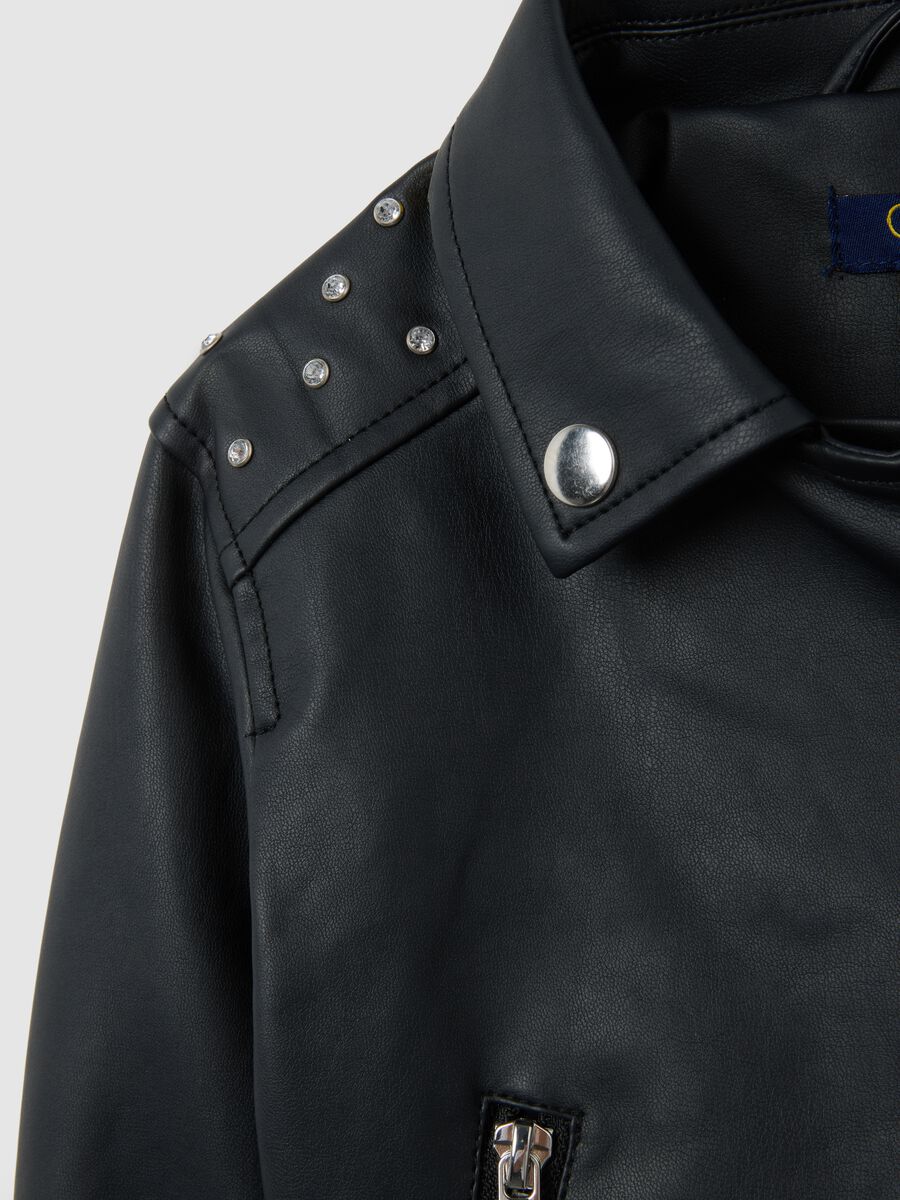 Girl's Black Regular Fit Jacket_3