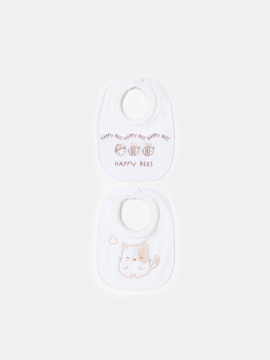 Two-pack bibs with animals embroidery_0