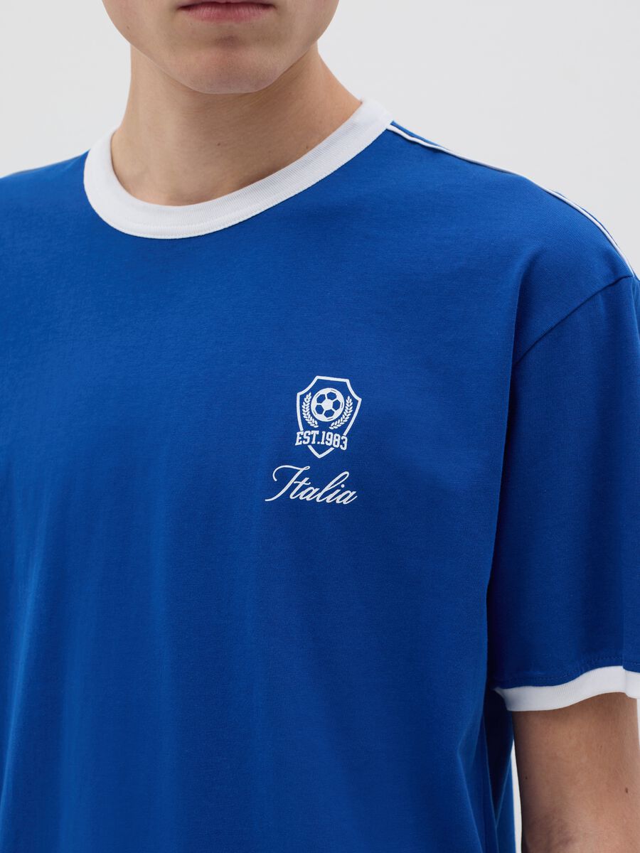 Blue T-shirt with contrasting edging_3