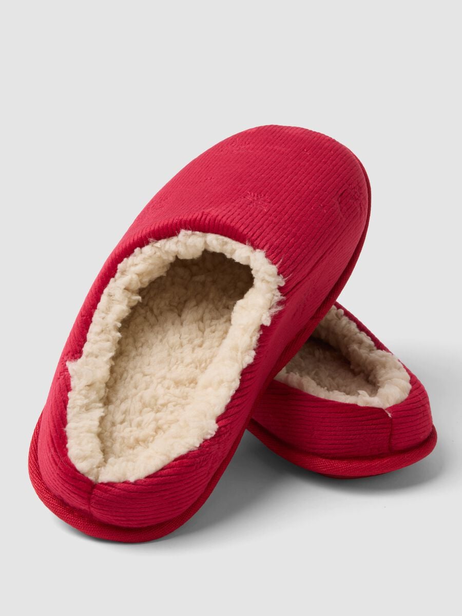 Pantofole rosso da casa con interno effetto peluche_2