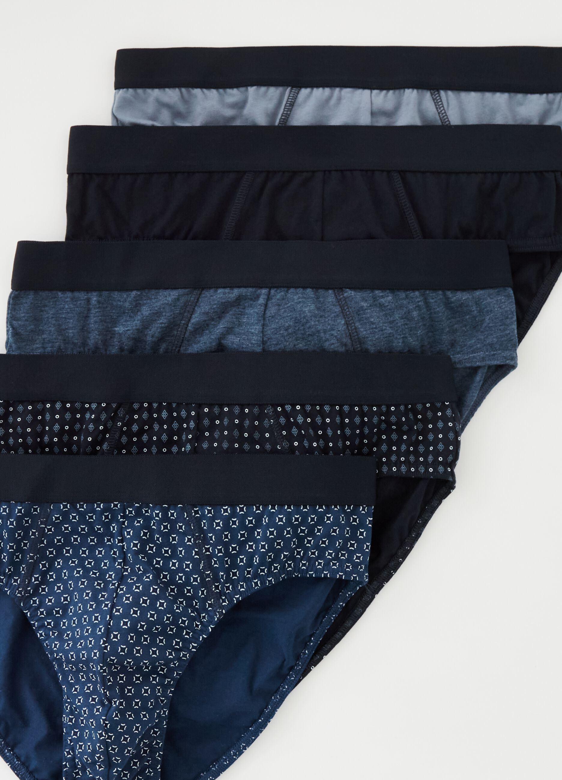 Five-pack micro patterned briefs