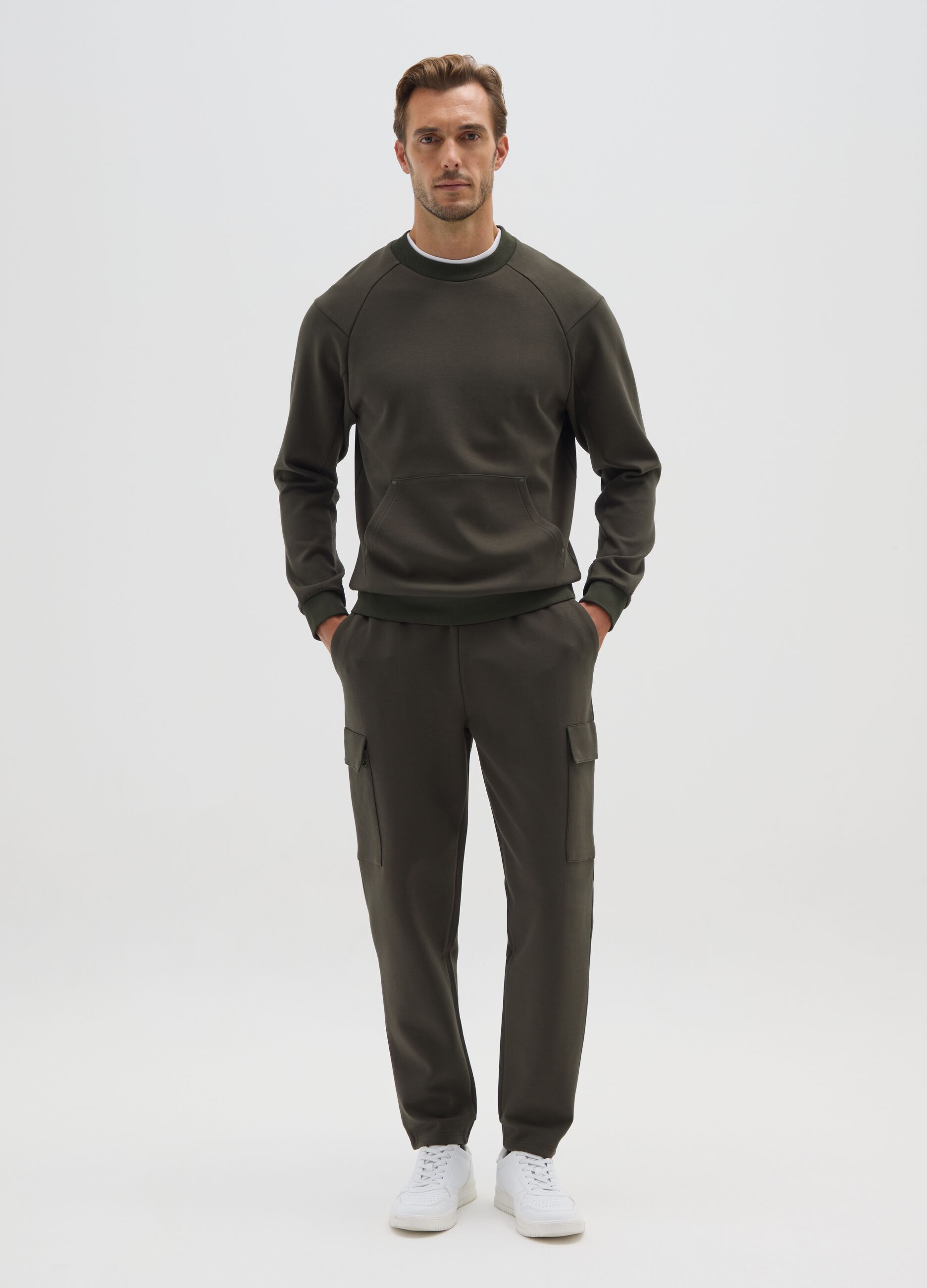 Regular fit brown cotton blend trousers