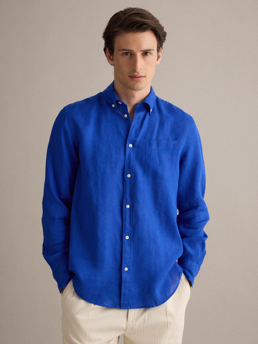 Camicia blu in puro lino con collo button down regular fit_0