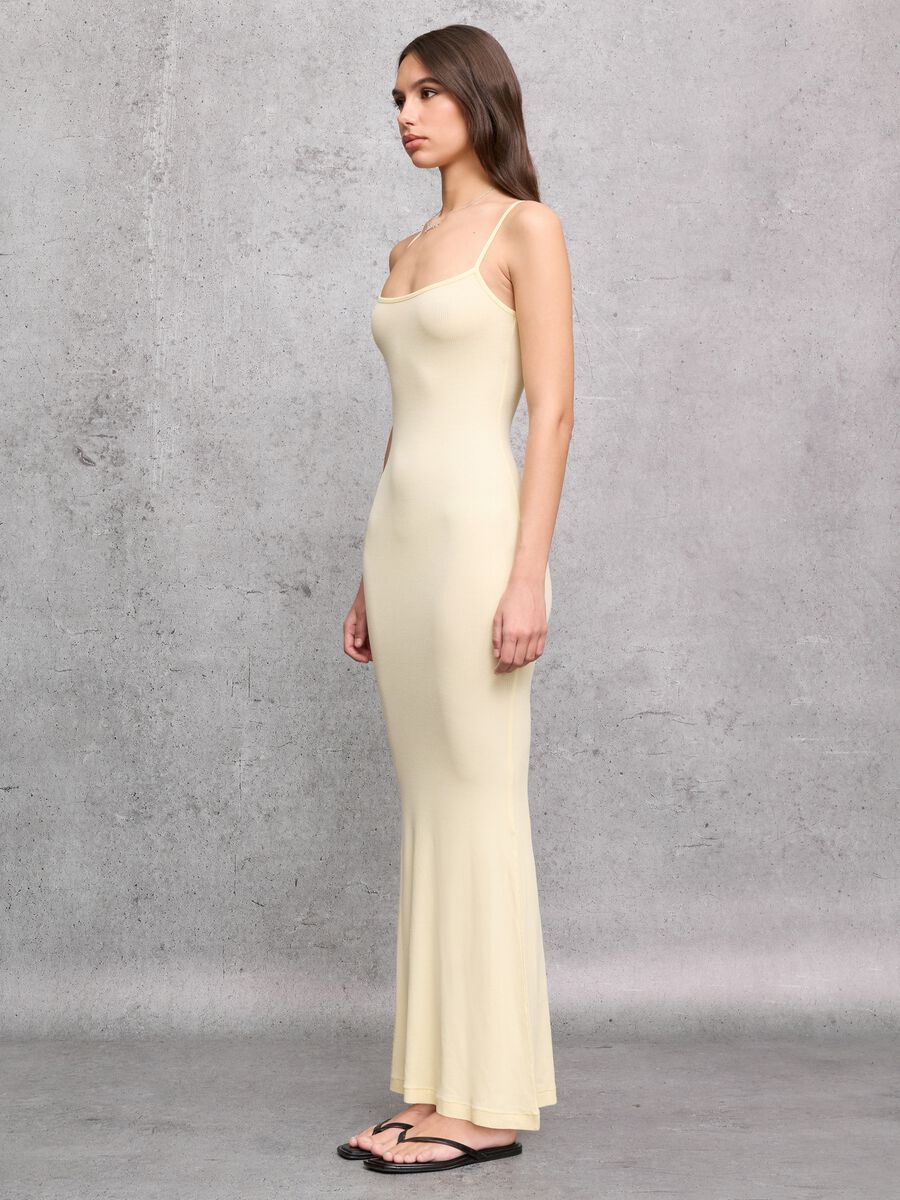 Long Dress Pastel Yellow_1