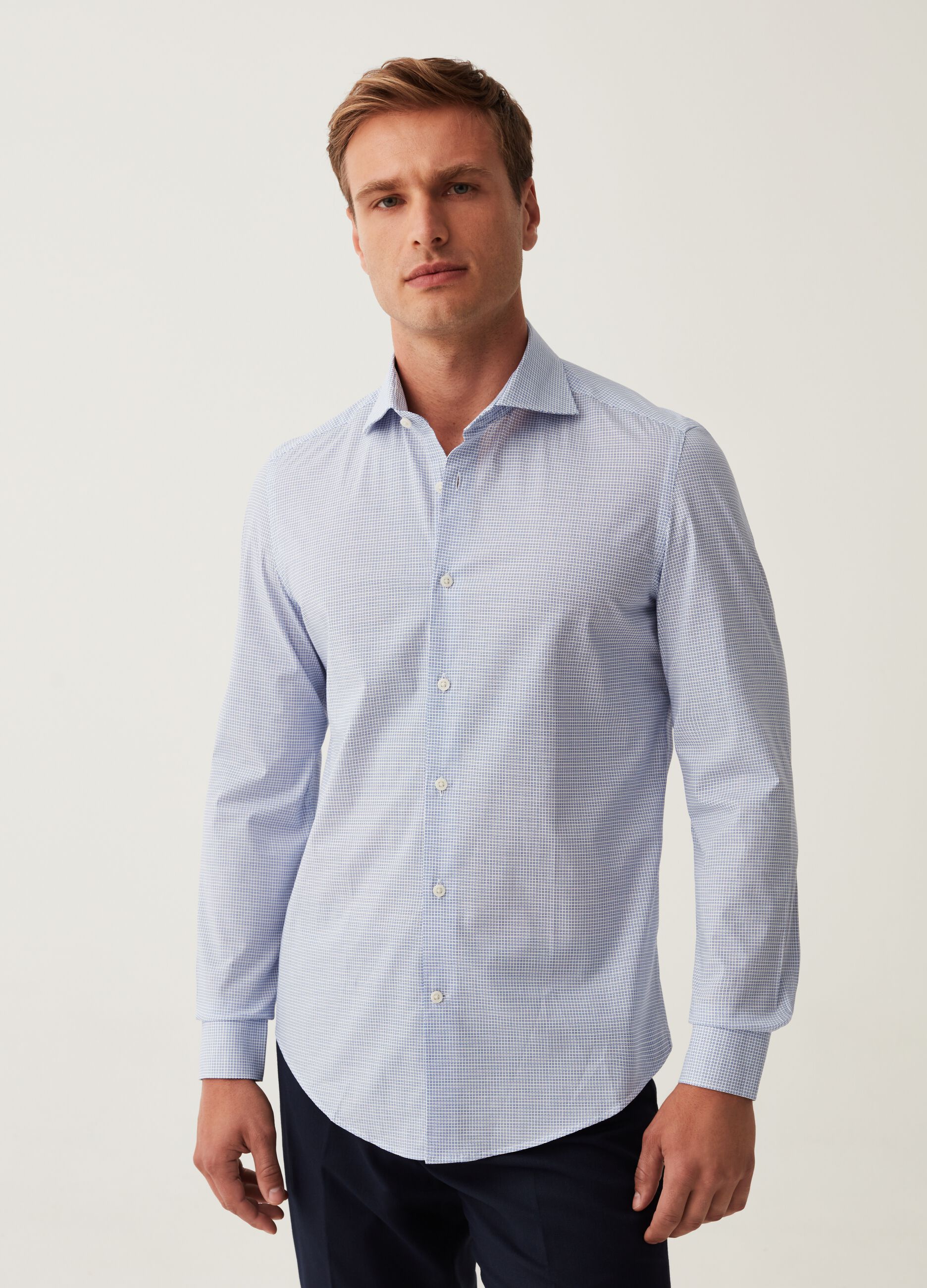 Camicia slim fit con micro fantasia_1