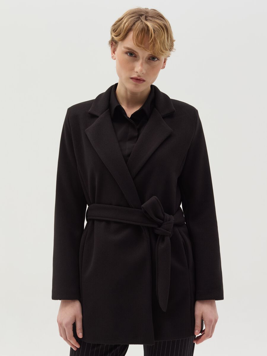 Short jacket with belt_0