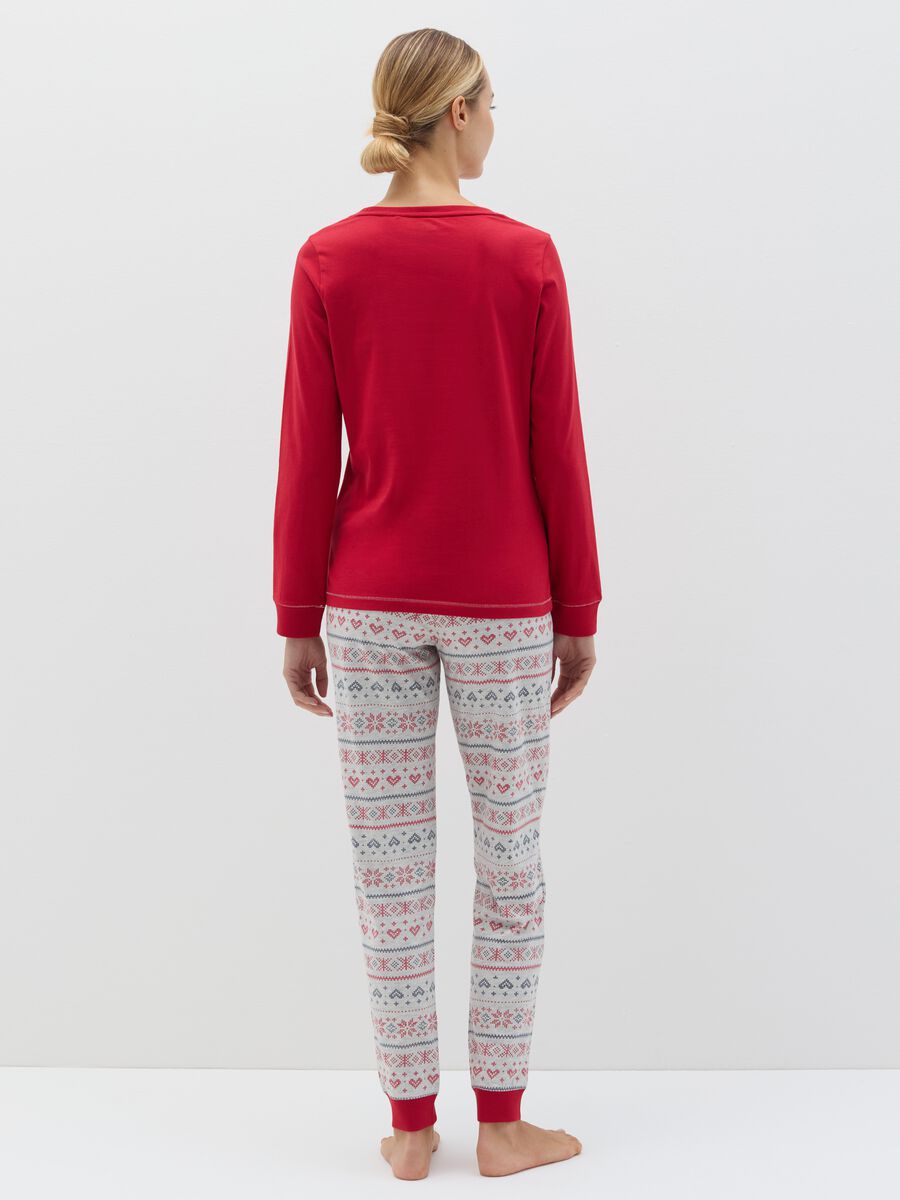 Long pyjamas with "Hello Winter" print_3