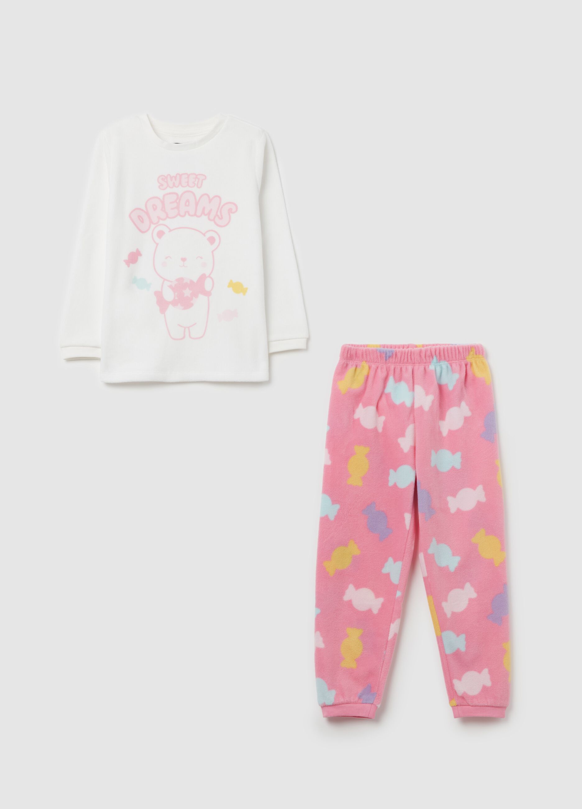 Fleece pyjamas with "Sweet Dreams” print