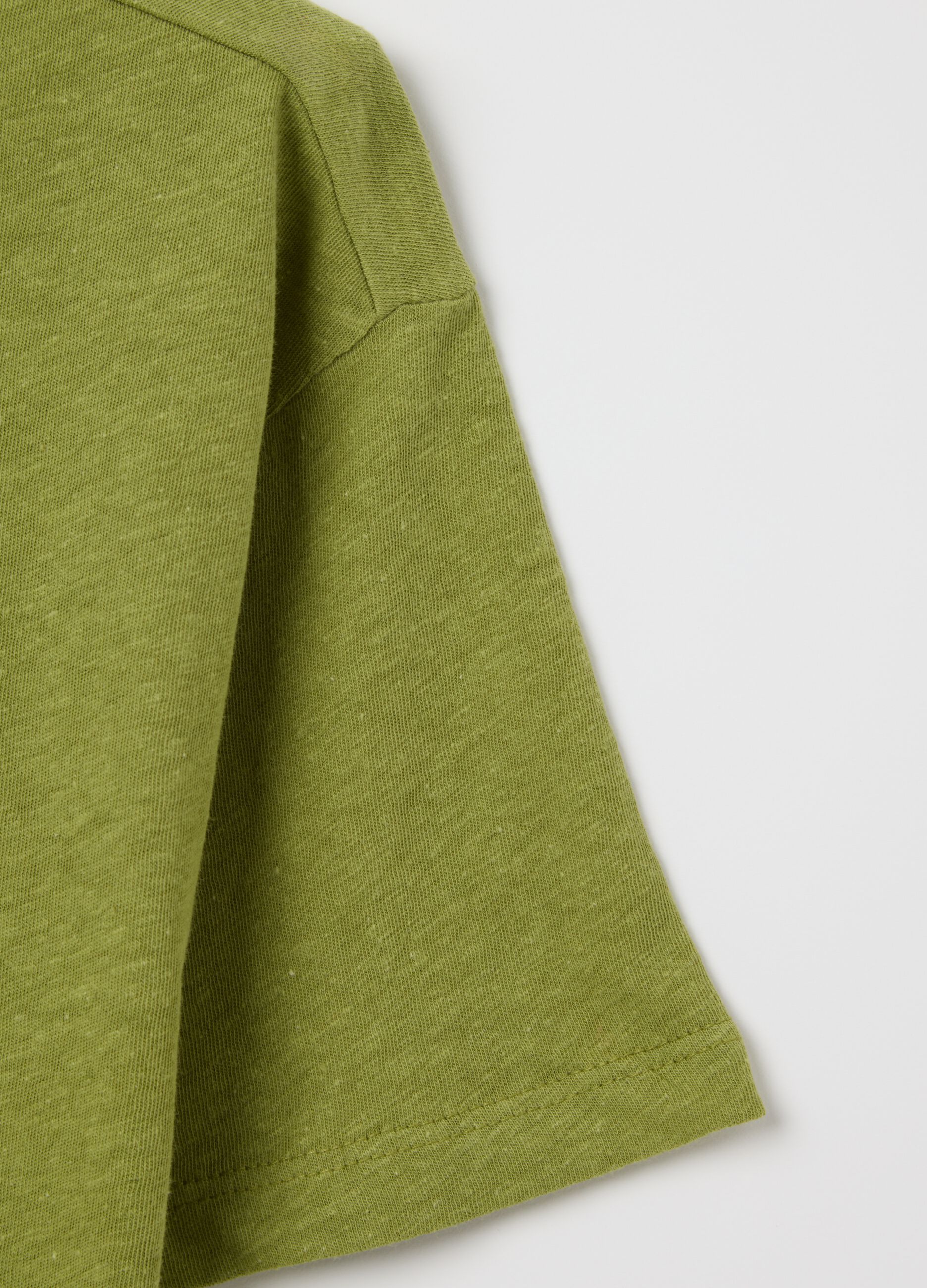 Green short-sleeved T-shirt in cotton and linen