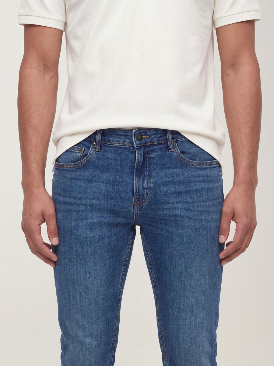 Jeans blu skinny in cotone elasticizzato_3