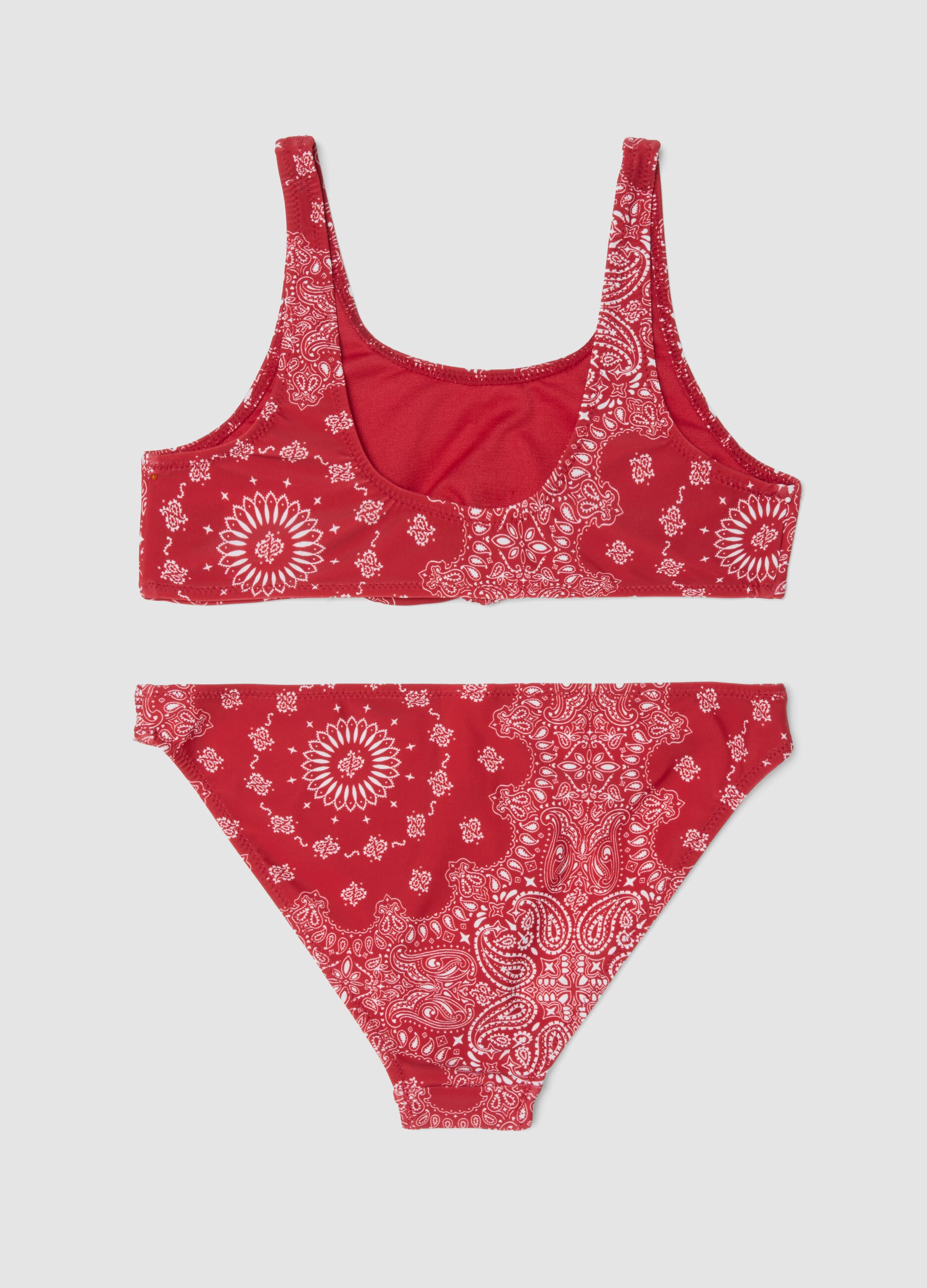 Girls&rsquo; red stretch bikini with paisley print
