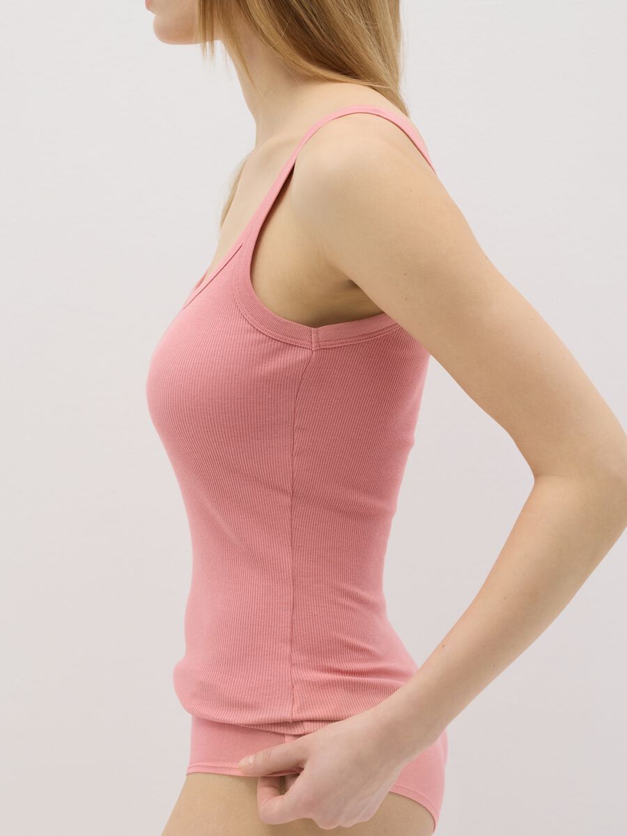 Ribbed vest with round neck_1
