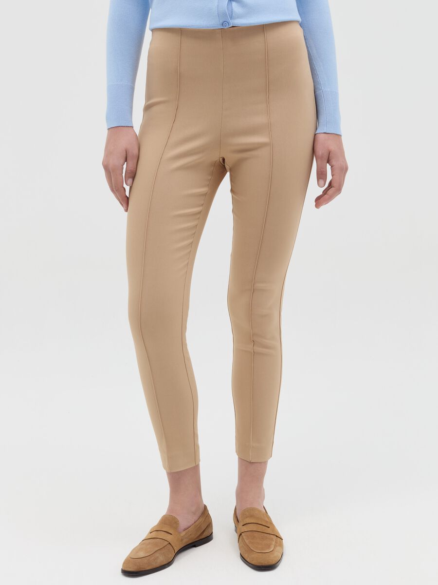Cropped treggings with embossed seams_1