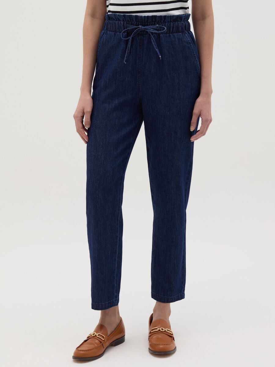 Cropped joggers in denim with drawstring_1