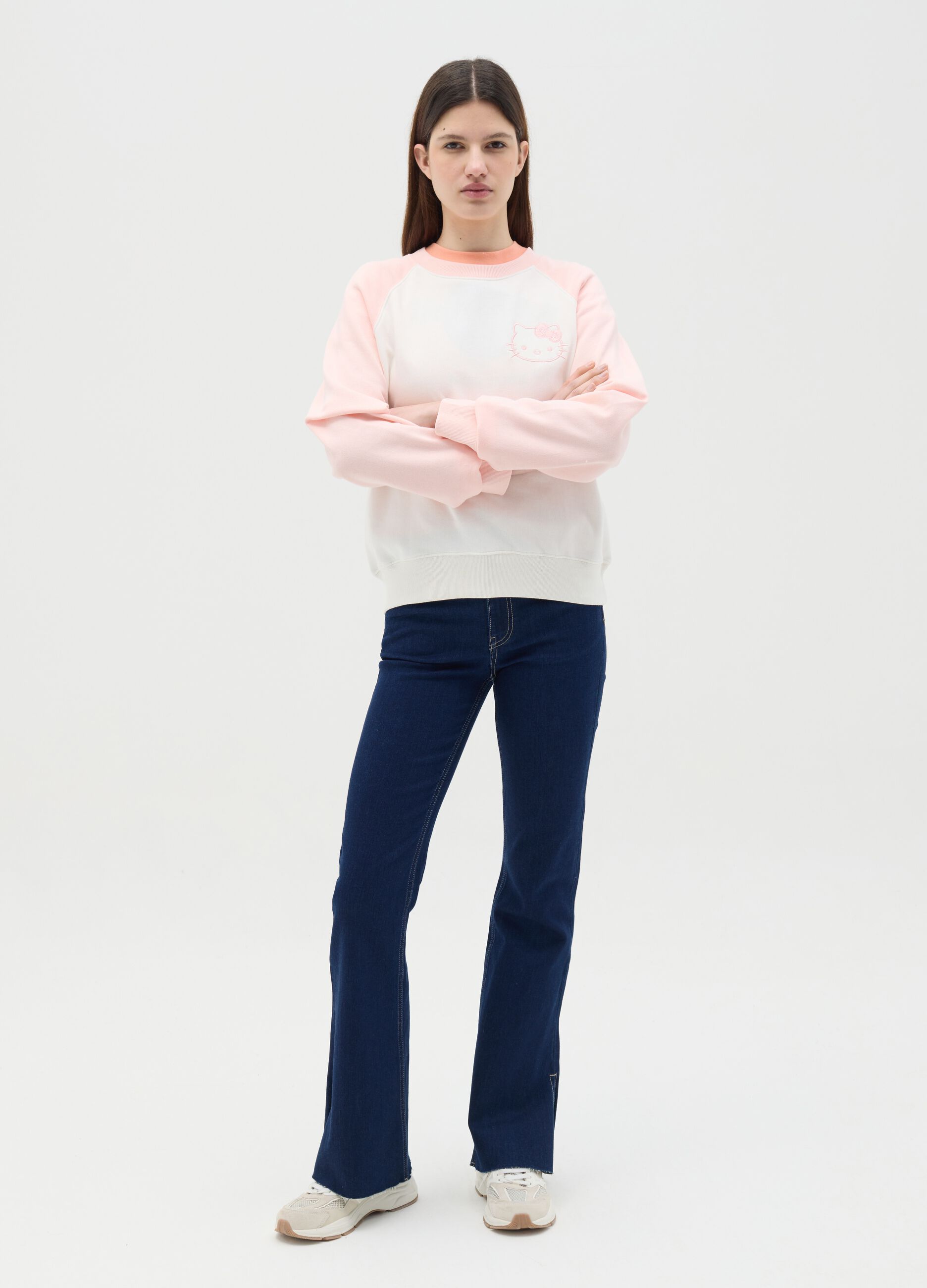 White and pink sweatshirt in French terry with Hello Kitty embroidery
