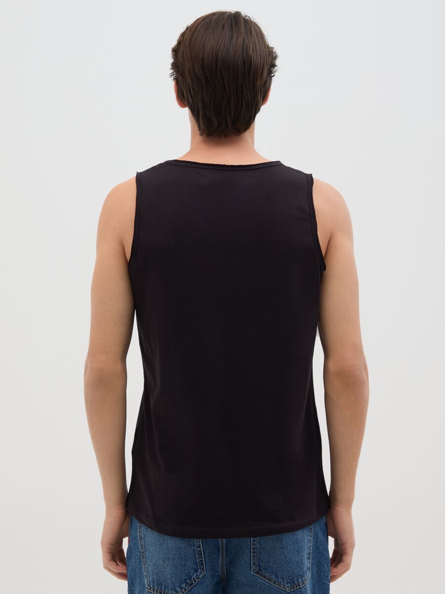 Men's pure cotton black regular fit vest_3
