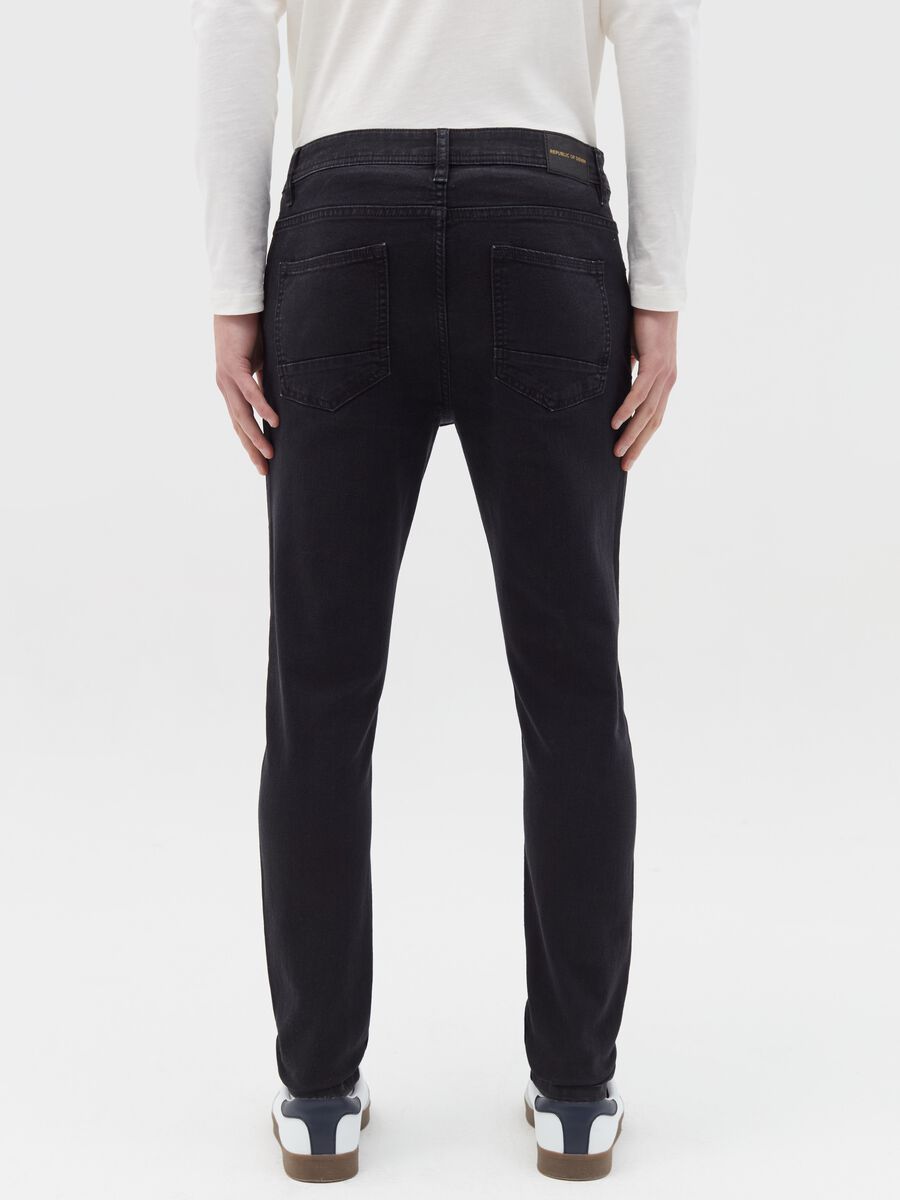 Super-skinny-fit jeans with fading_3