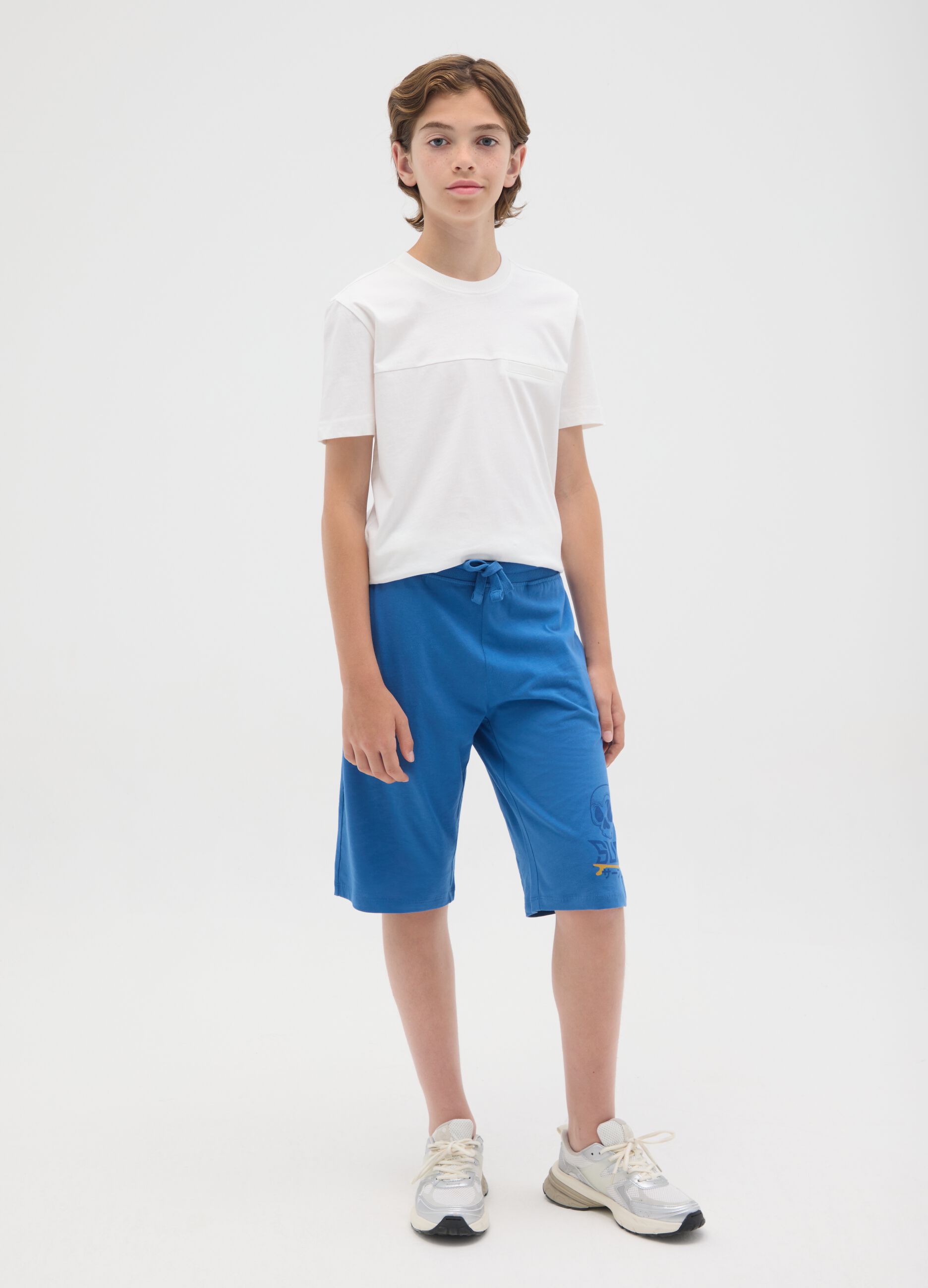 Boys' blue regular fit pure cotton shorts with elastic waistband