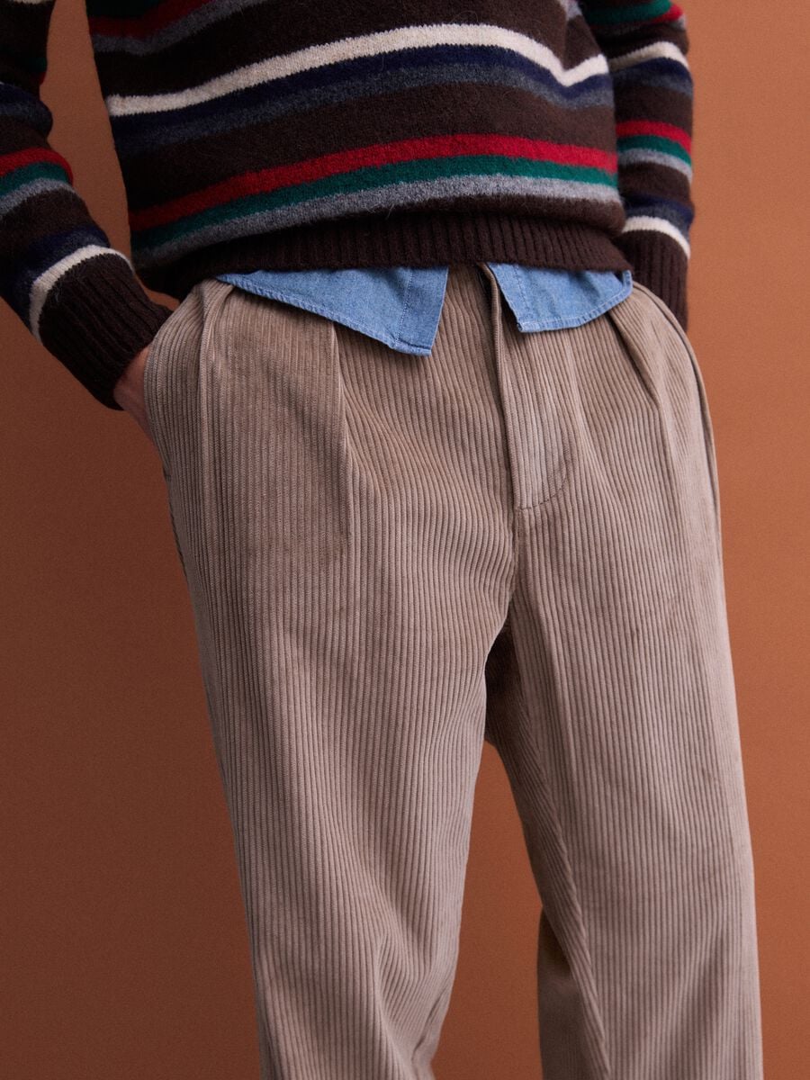 Pantaloni marroni in puro cotone a coste baggy fit_3