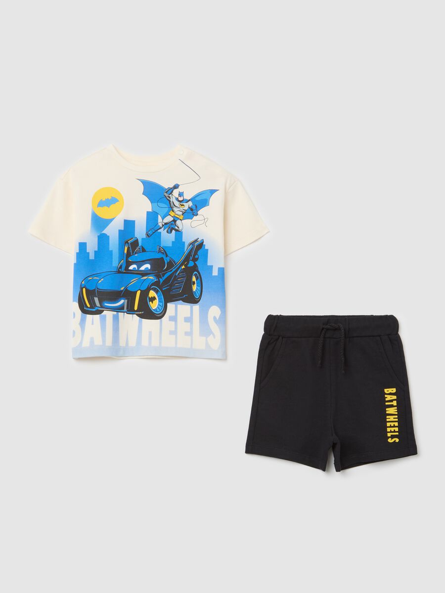 White and black jogging set in cotton with Batwheels print_0
