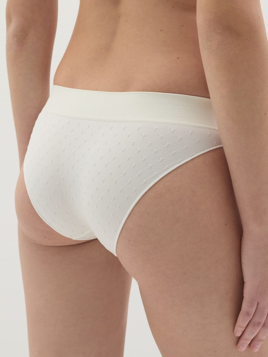 Microfibre briefs with dobby weave_3