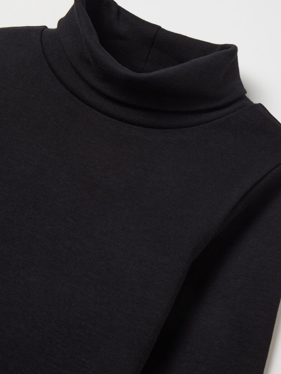 Cotton T-shirt with high neck_3
