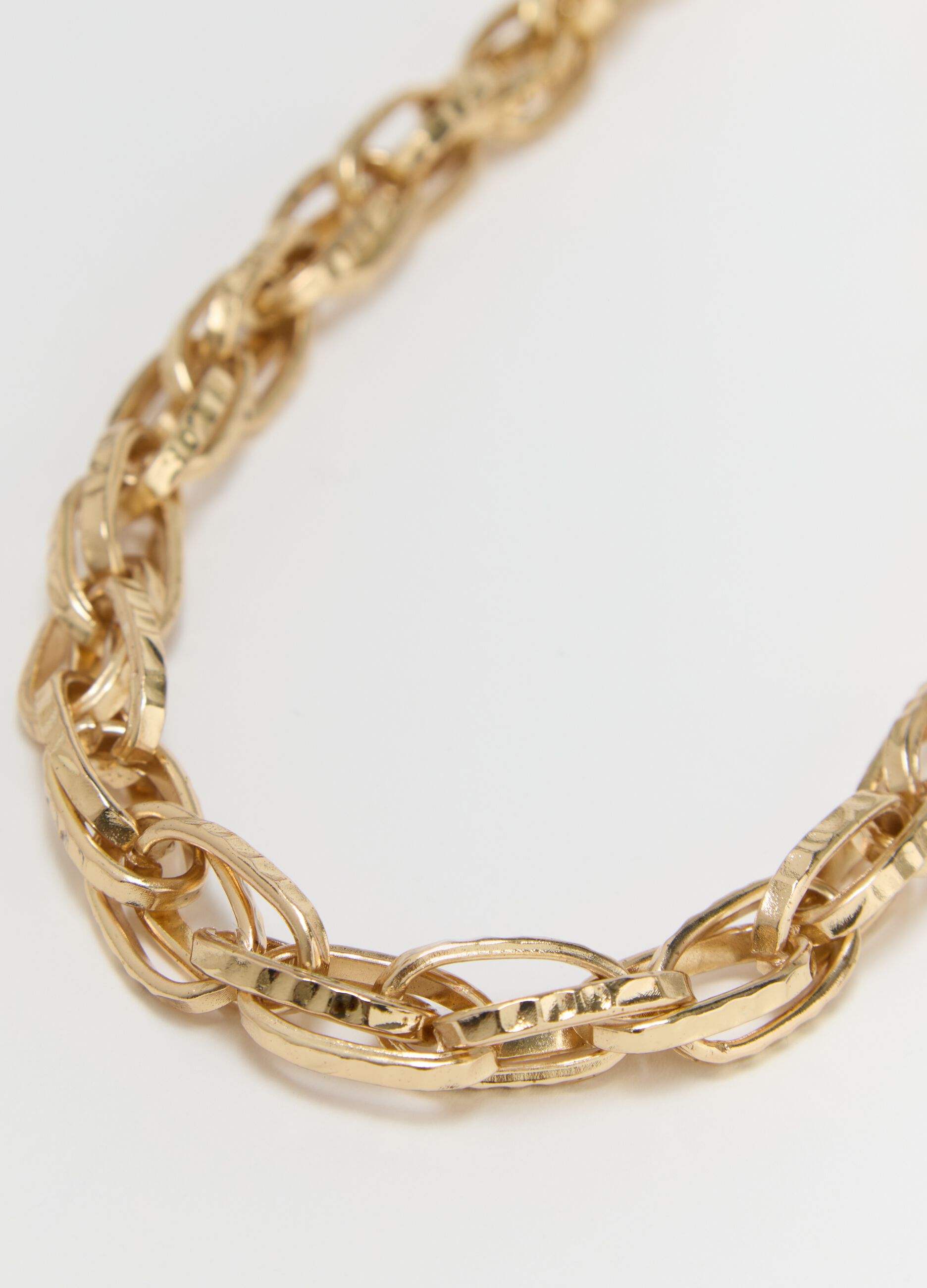 Gold chain necklace
