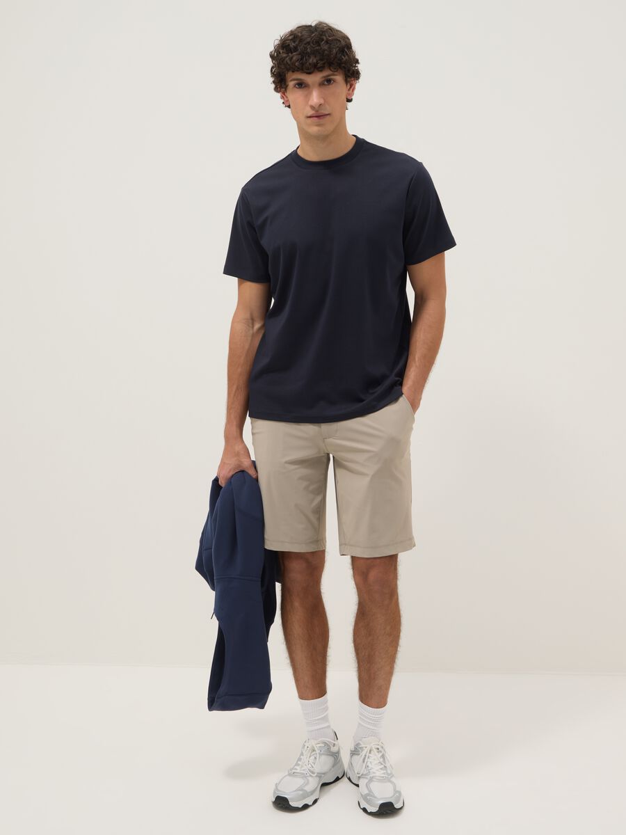 Bermuda jogger beige in tessuto elasticizzato regular fit_0