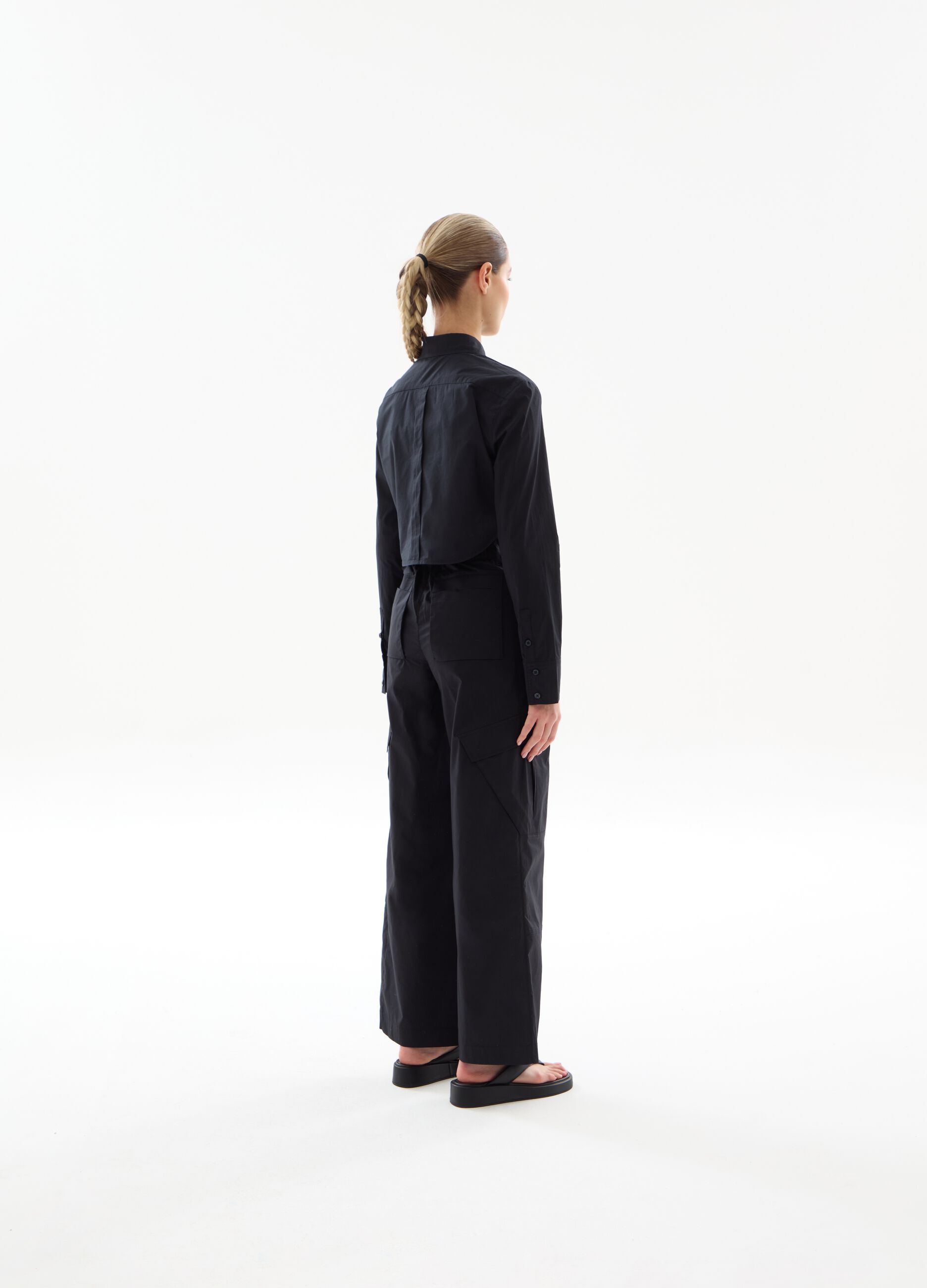 Light Wide-Leg Cargo Trousers Black