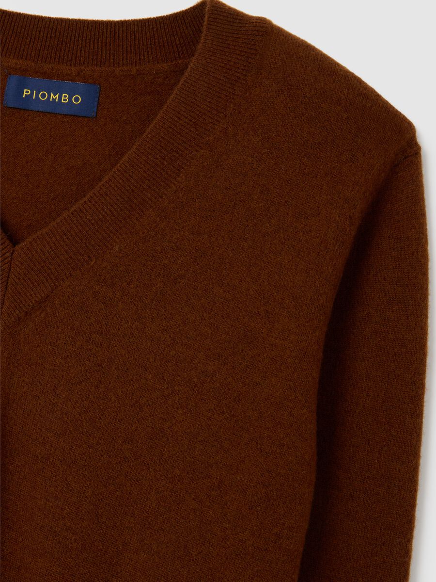 Maglione marrone in puro lana_5