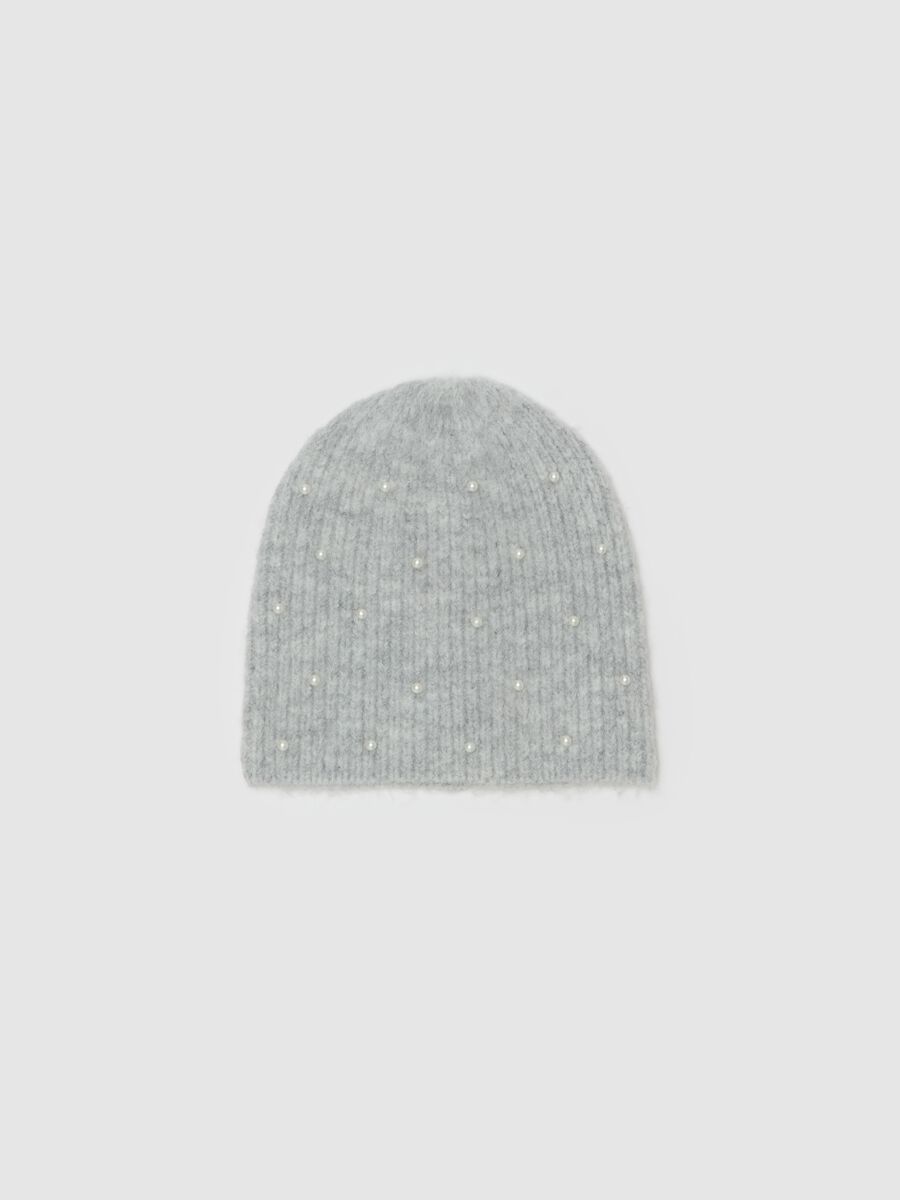 Hat with all-over beading_0
