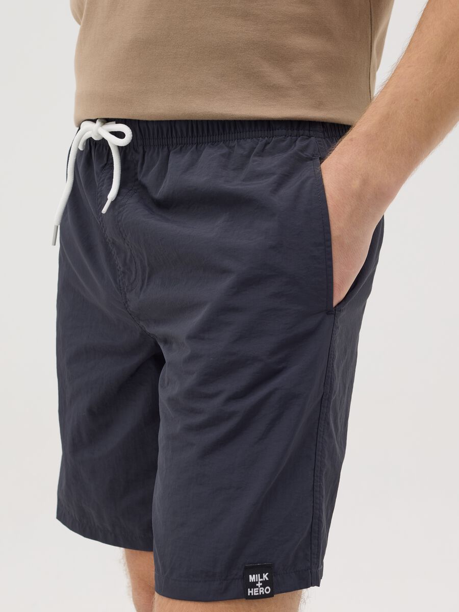 Boxer da uomo in blu regular fit con elastico e coulisse_3