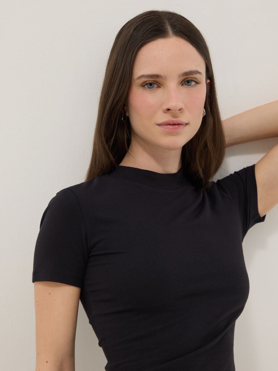 T-shirt in cotone elasticizzato nera slim fit_3
