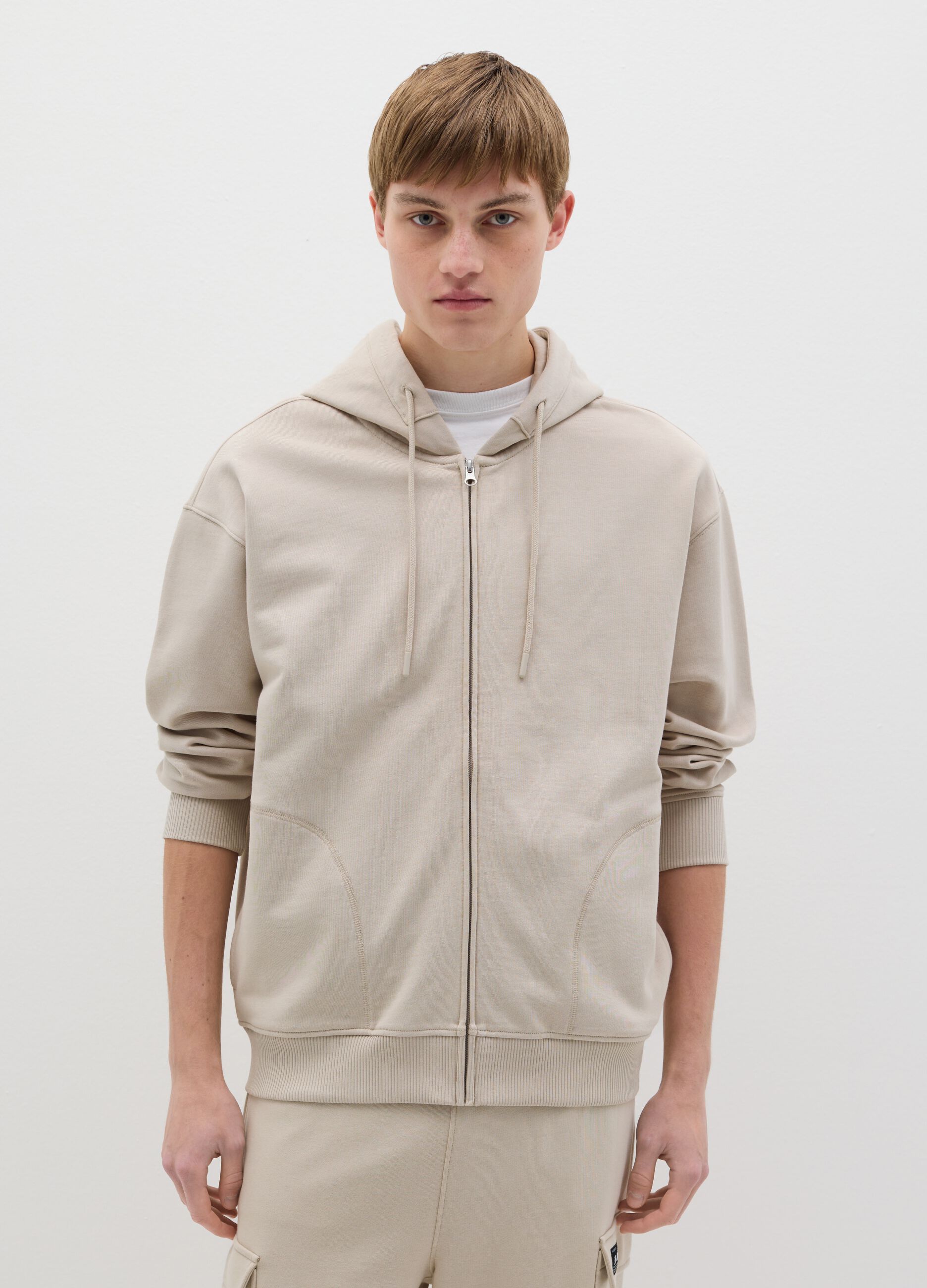 Over-fit full-zip sweatshirt in cotton with hood
