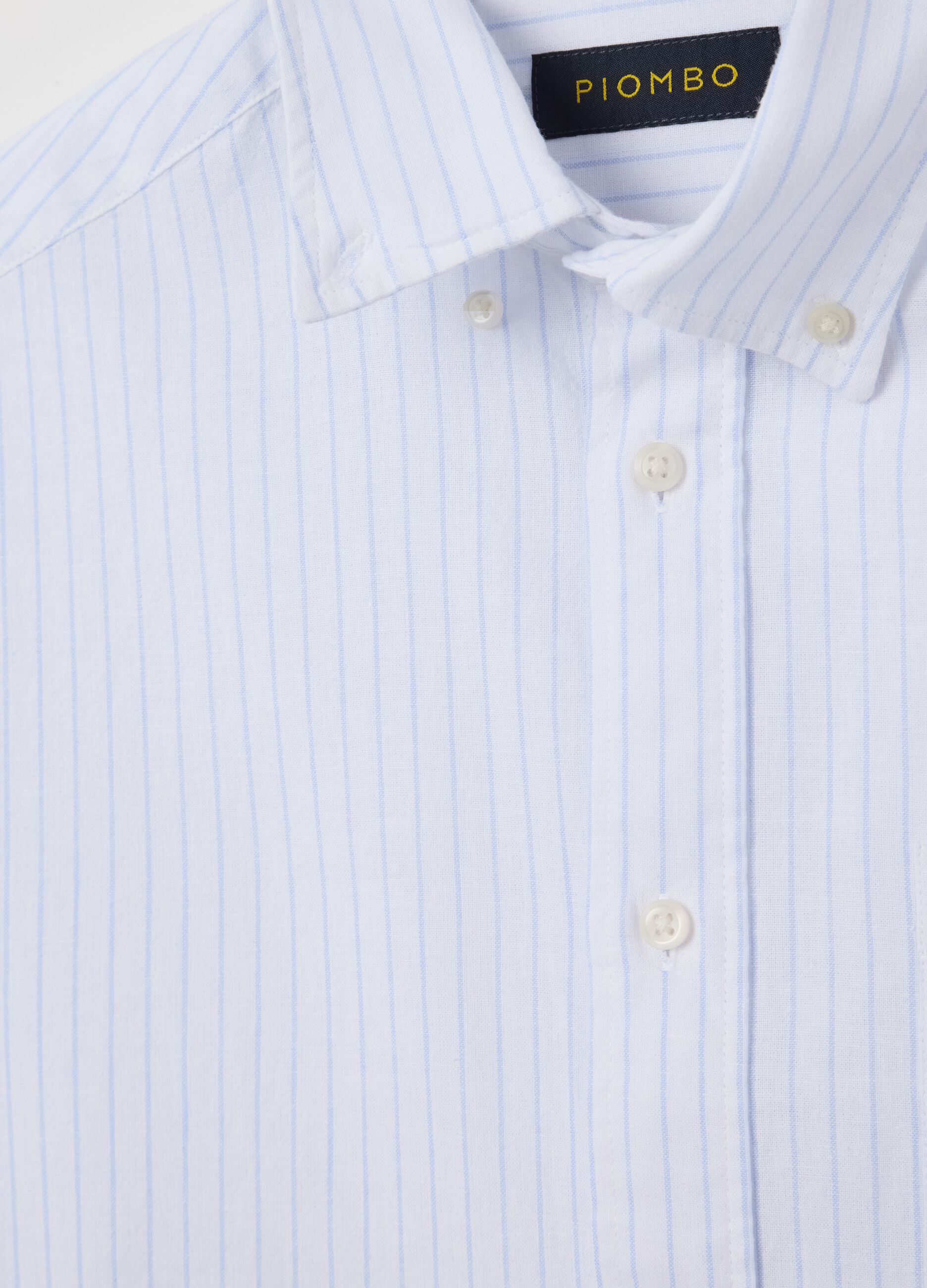 Light blue and white striped shirt in linen and cotton