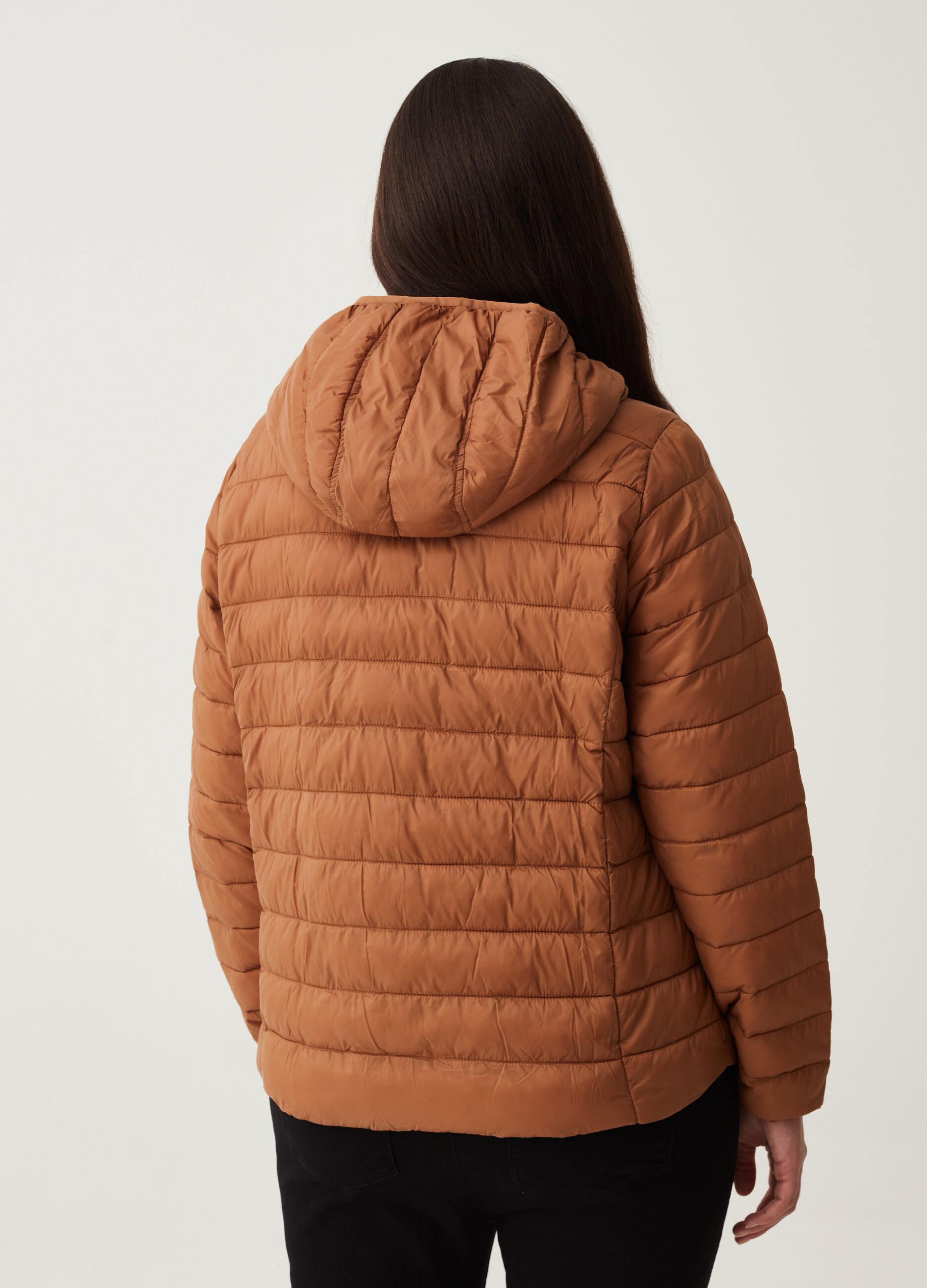 Piumino ultralight con cappuccio Curvy_2