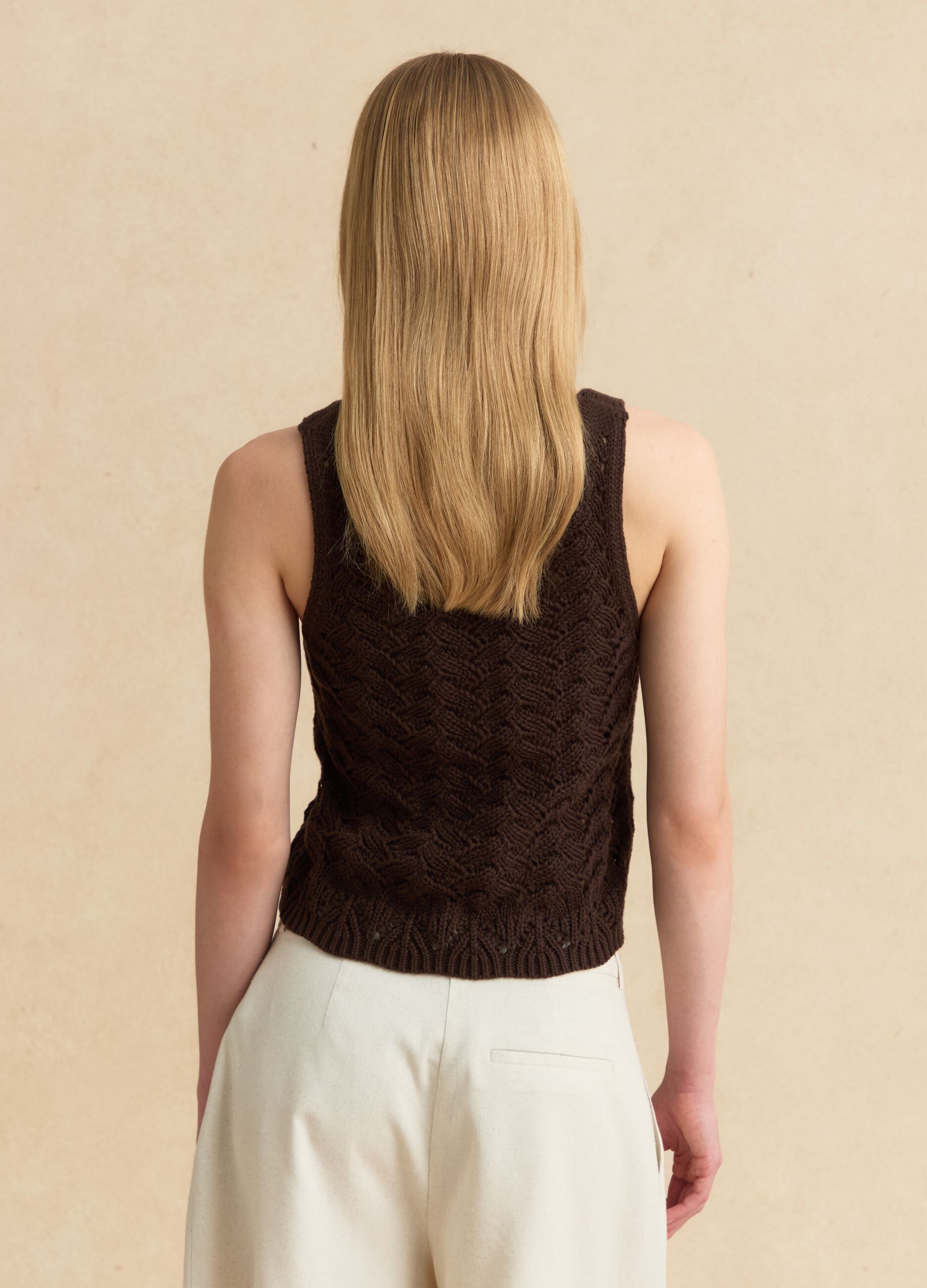 Tank top marrone in crochet di puro cotone