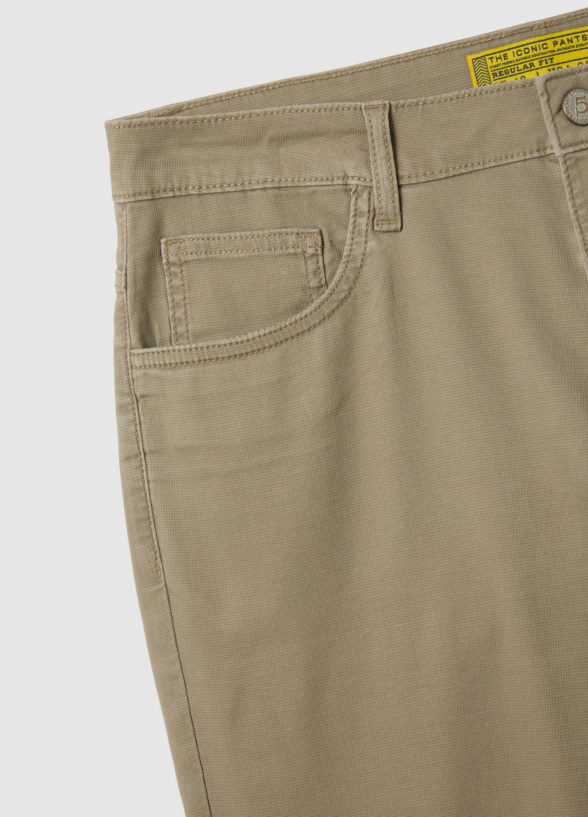 Men's beige regular fit stretch cotton shorts