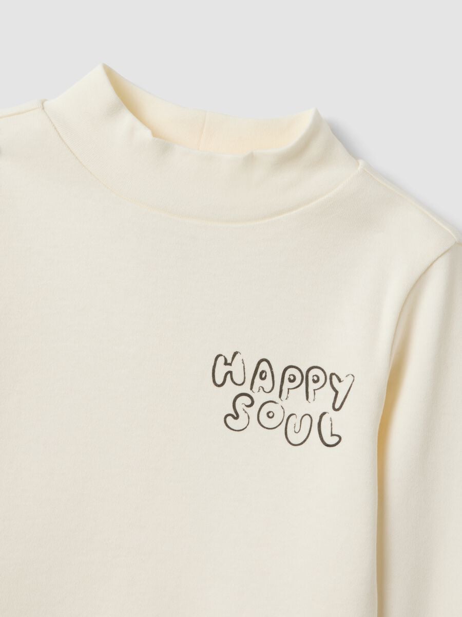 T-shirt bianca in puro cotone organico con collo rialzato e stampa animaletti_3