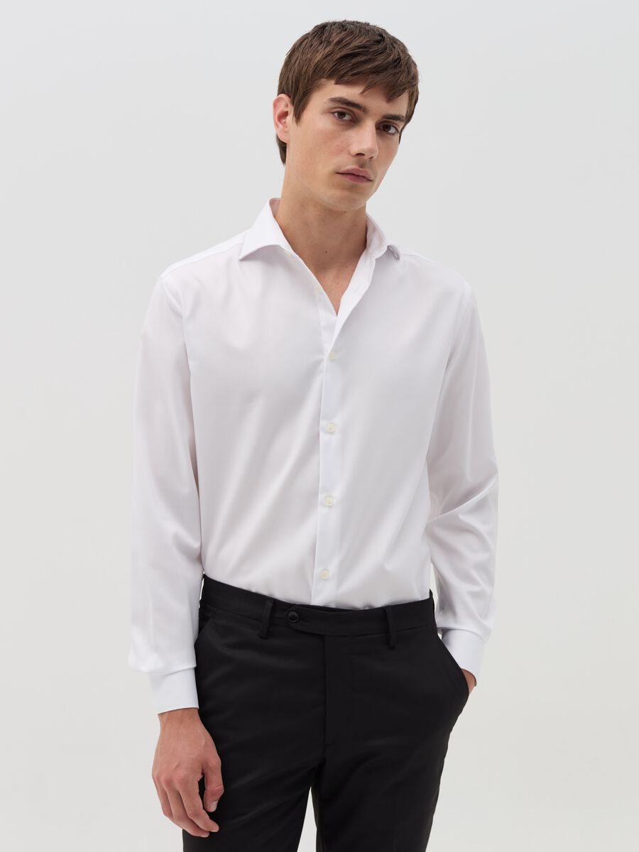 Regular-fit shirt in double-twist cotton_0