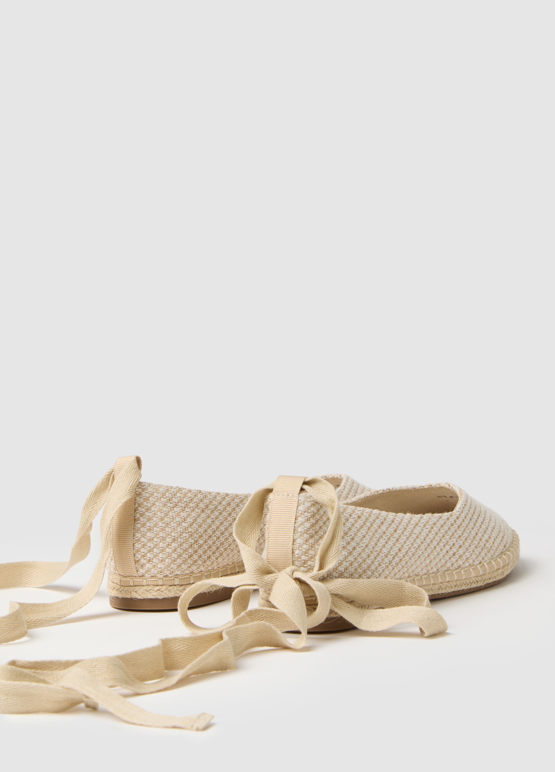 Ballerine da donna in tessuto beige
