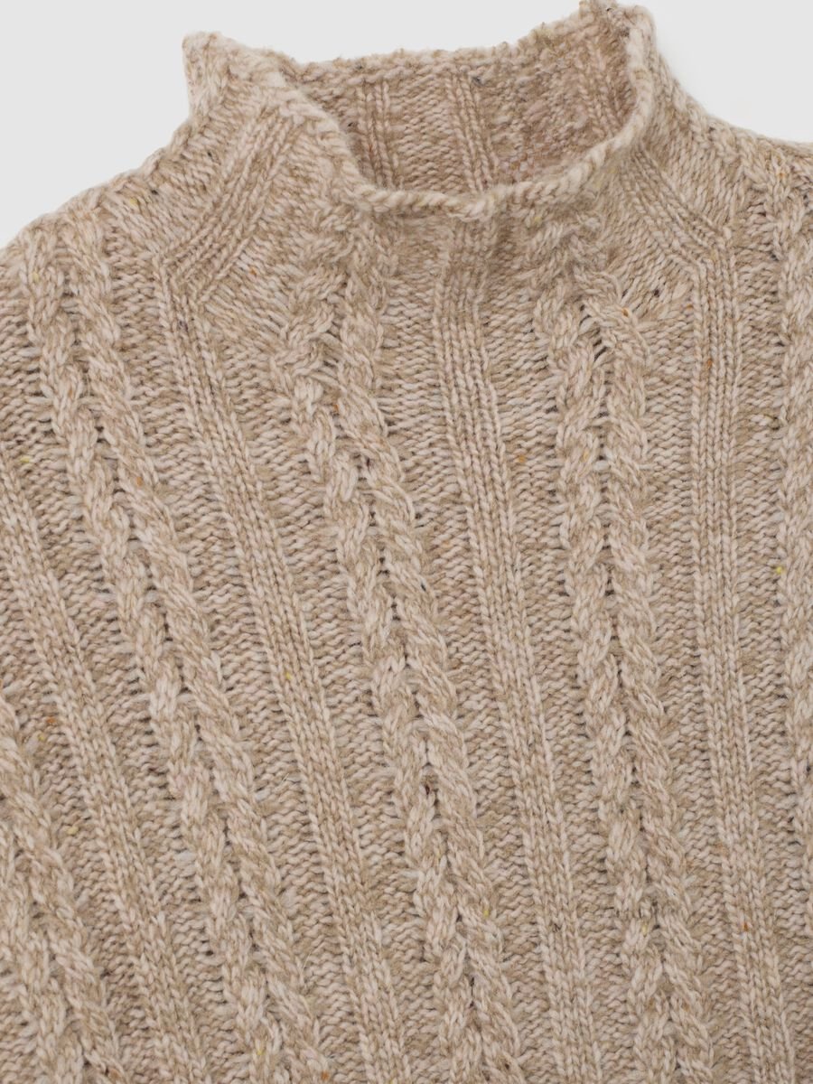 Pullover beige intrecciato con collo alto in misto lana regular fit_1