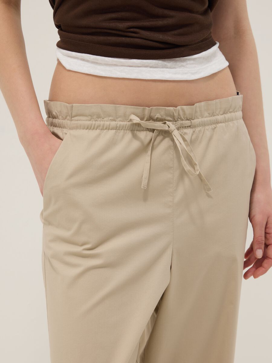 Beige stretch-cotton trousers with elasticated waistband_3
