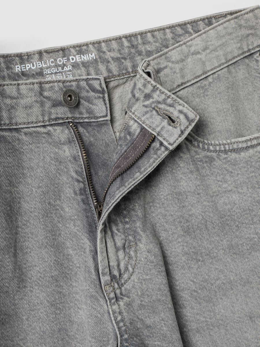 Grey regular-fit denim jeans in pure cotton_2