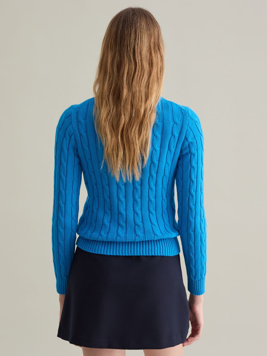 Ribbed pullover with cable-knit design_3