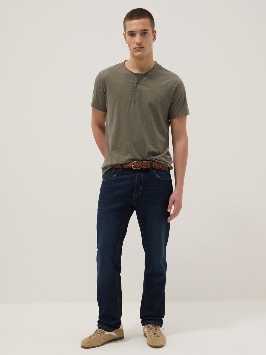 T-shirt in puro cotone verde regular fit con collo serafino_2