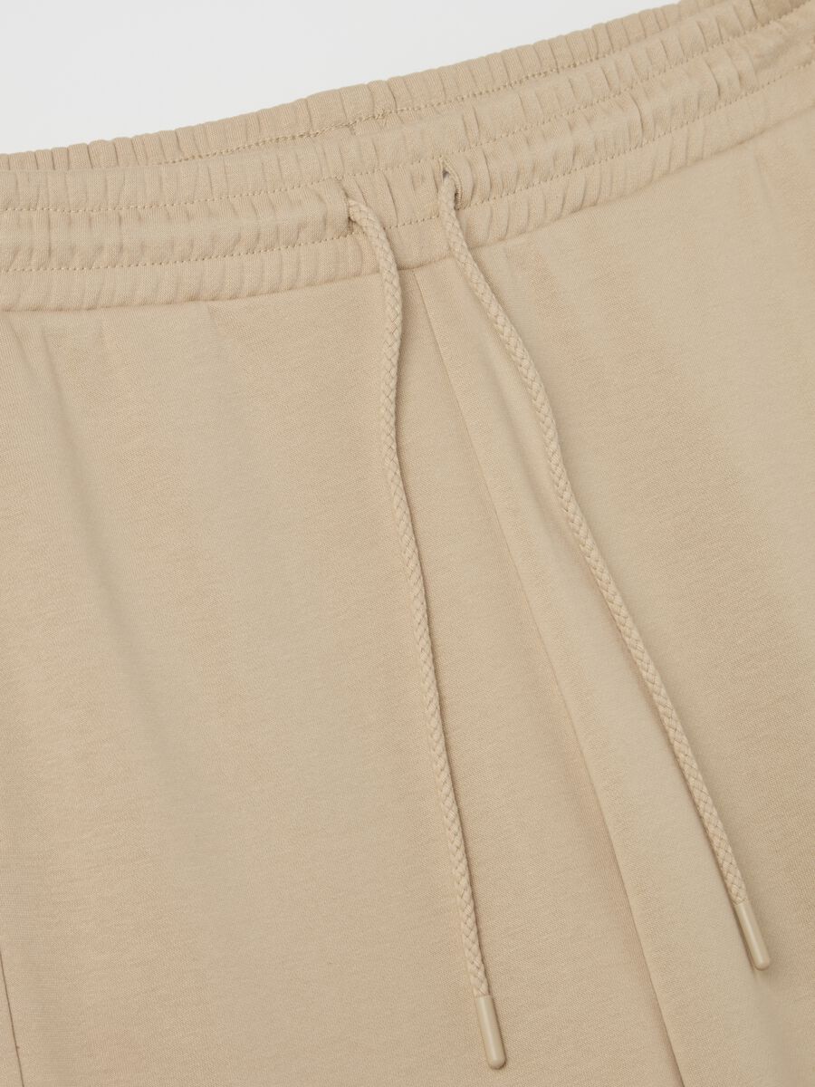 Essential straight-fit joggers with drawstring_5