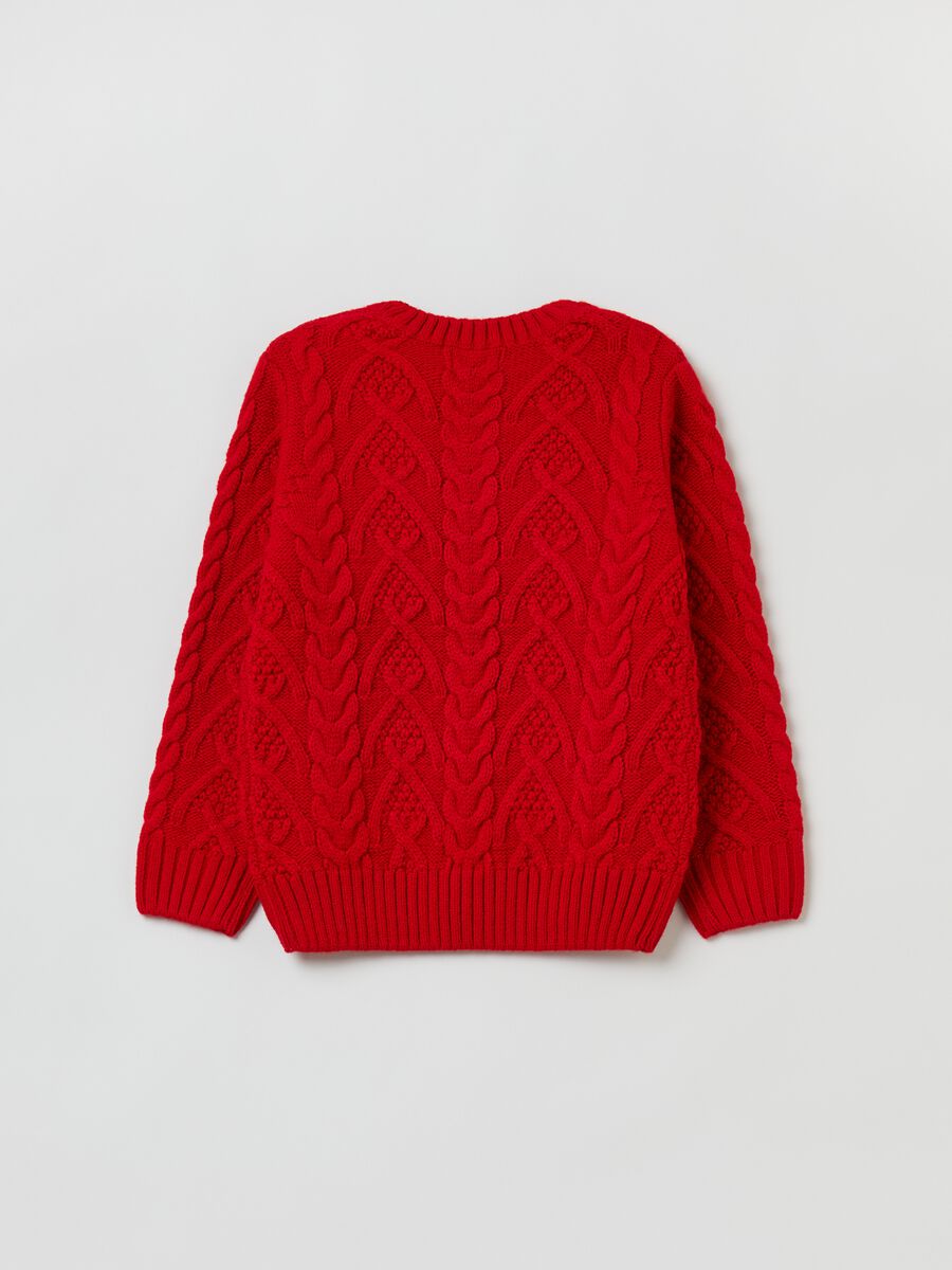Pullover con lavorazione a trecce_1