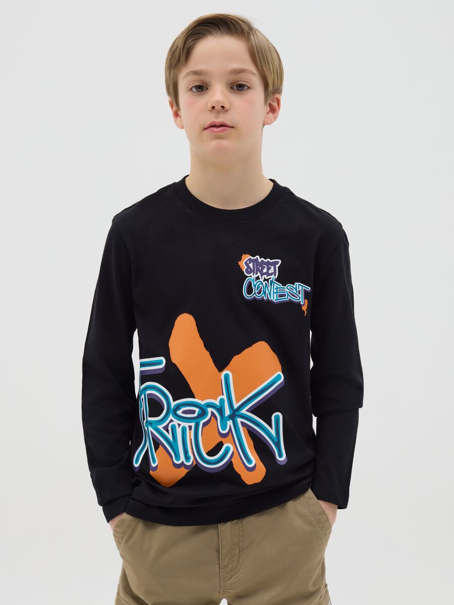Cotton T-shirt with print and long sleeves_0