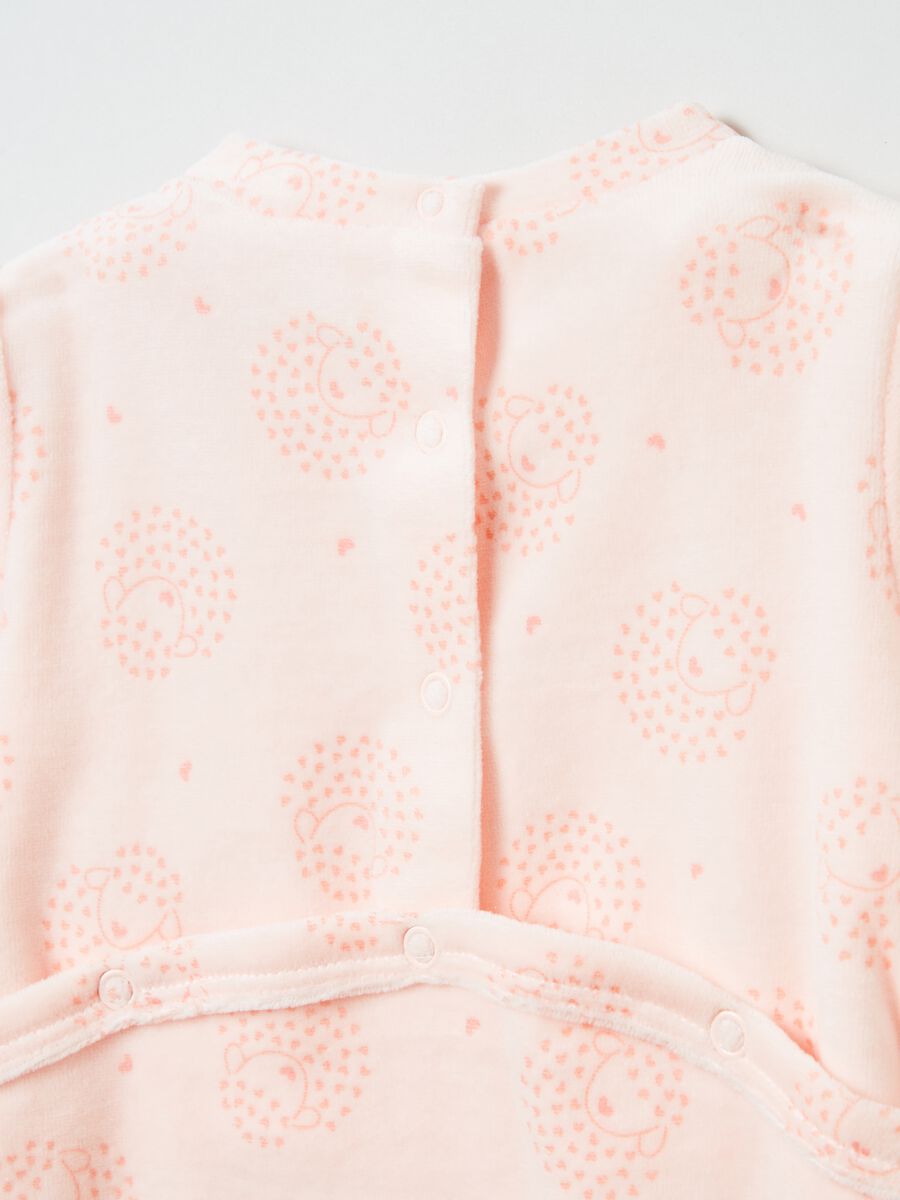 Tutina in velour con stampa pecorelle_2